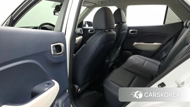 Hyundai Venue 2021 Белый из Кореи, фото 2