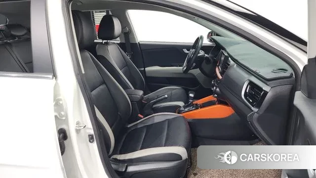 Kia Stonic 2019 Белый из Кореи, фото 2