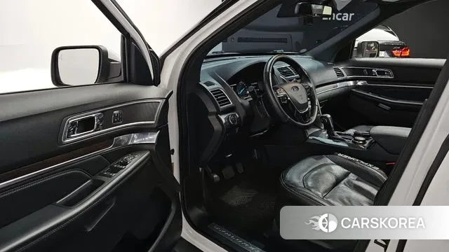 Ford Explorer 2018 Белый из Кореи, фото 2