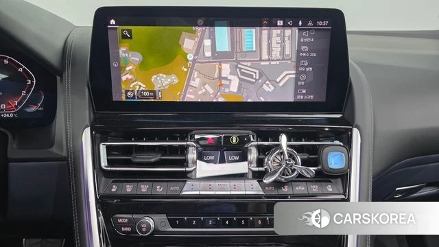 BMW 8 Series (G15) 2022 Черный из Кореи, фото 2