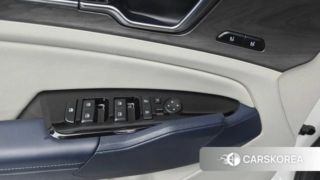 Kia Sportage 5th Generation Hybrid 2022 Белый из Кореи, фото 2