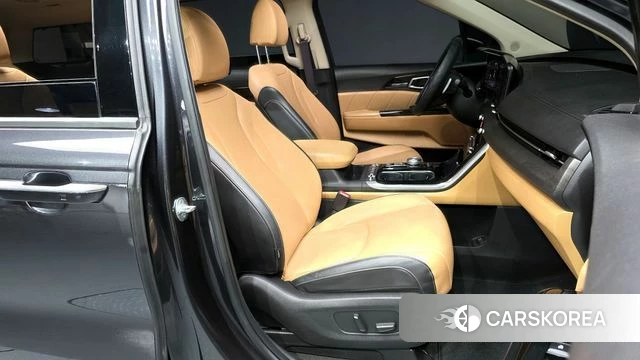 Kia Carnival 4th generation 2022 Серый из Кореи, фото 2