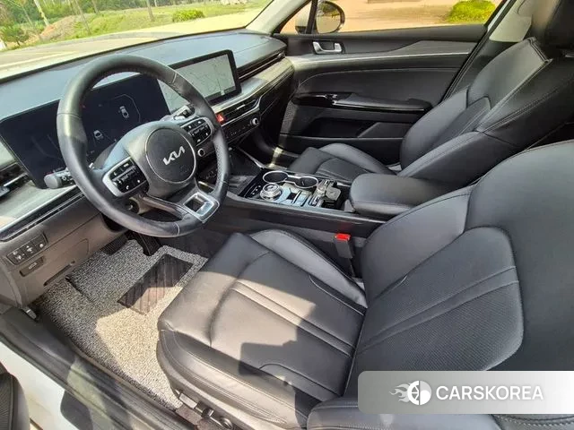 Kia The New K5 3rd generation 2024 Белый из Кореи, фото 2