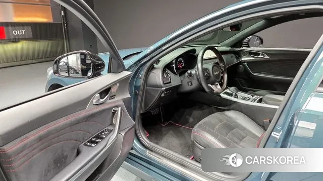 Kia Stinger Meister 2022 Темно-зеленый из Кореи, фото 2