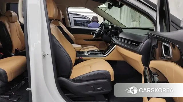 Kia Carnival 4th generation 2021 Белый из Кореи, фото 2