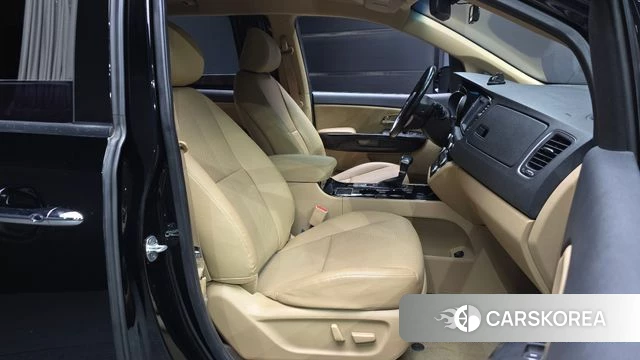 Kia The New Carnival 2020 Черный из Кореи, фото 2