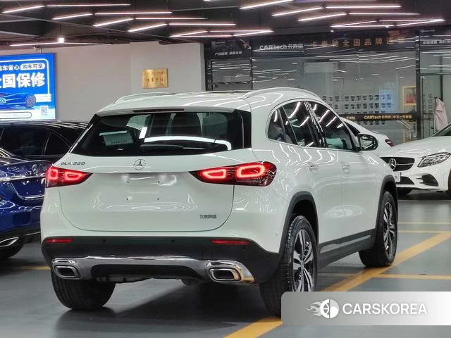 Mercedes-Benz GLA 2024 Белый из Китая, фото 2
