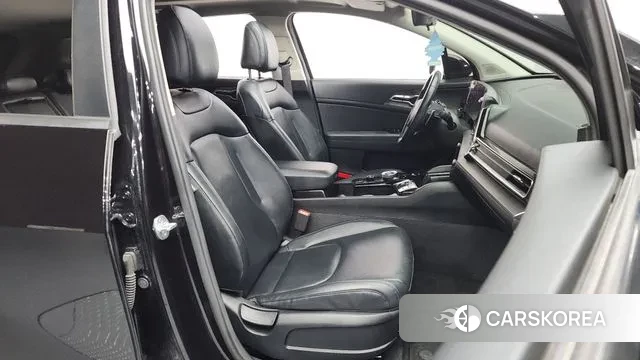 Kia Sportage 5th Generation Hybrid 2021 Черный из Кореи, фото 2