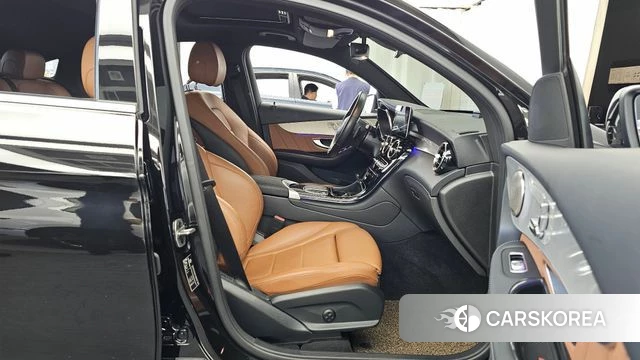 Mercedes-Benz GLC-Class X253 2021 Черный из Кореи, фото 2