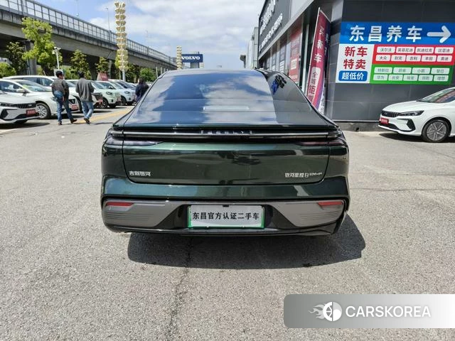 Geely Galaxy Galaxy Sparkle 8 PHEV 2025 Зеленый из Китая, фото 2