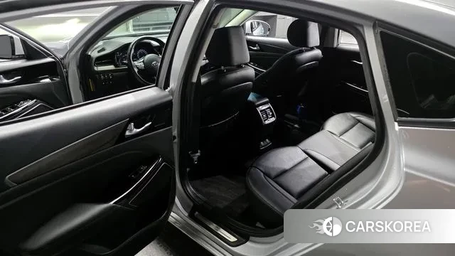 Kia K7 Premier 2020 Серебряный из Кореи, фото 2