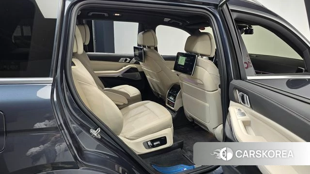 BMW X7 (G07) 2022 Серый из Кореи, фото 2