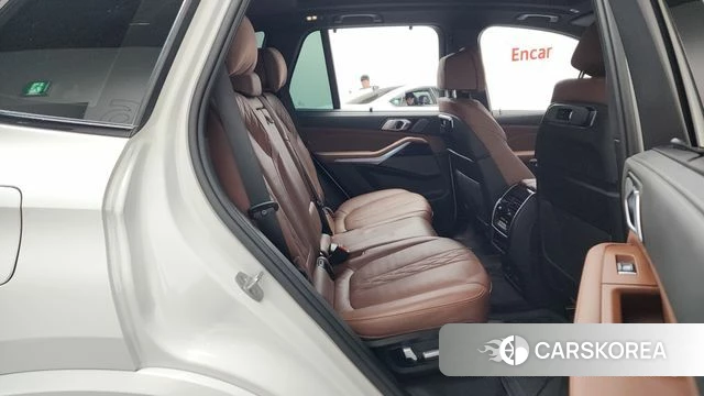 BMW X5 (G05) 2024 Белый из Кореи, фото 2