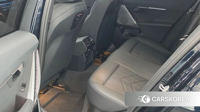 BMW 5 Series (G60) 2024 Черный из Кореи, фото 2