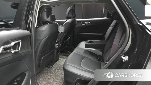 Kia Sportage 5th Generation Hybrid 2022 Черный из Кореи, фото 2