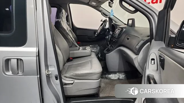 Hyundai Grand Starex 2018 Серебряный из Кореи, фото 2