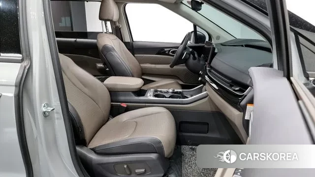 Kia The New Carnival 4th Generation 2024 Серый из Кореи, фото 2