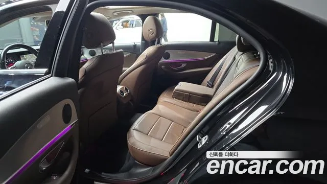 Mercedes-Benz E-Class W213 2019 Черный из Кореи, фото 2