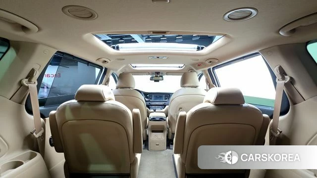 Kia The New Carnival 2018 Белый из Кореи, фото 2