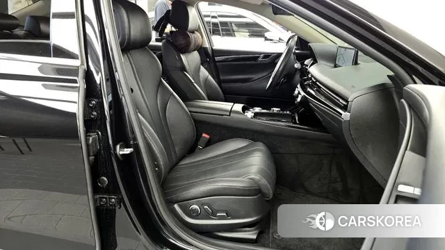 Genesis G80 (RG3) 2023 Черный из Кореи, фото 2