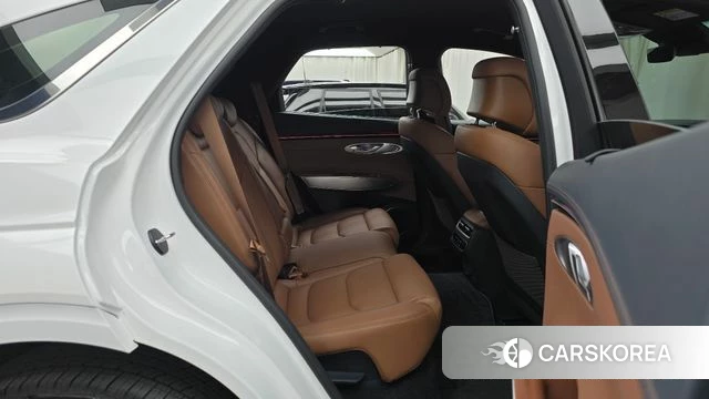 Genesis GV70 2025 Белый из Кореи, фото 2