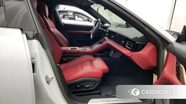 Porsche Taycan 2023 Белый из Кореи, фото 2