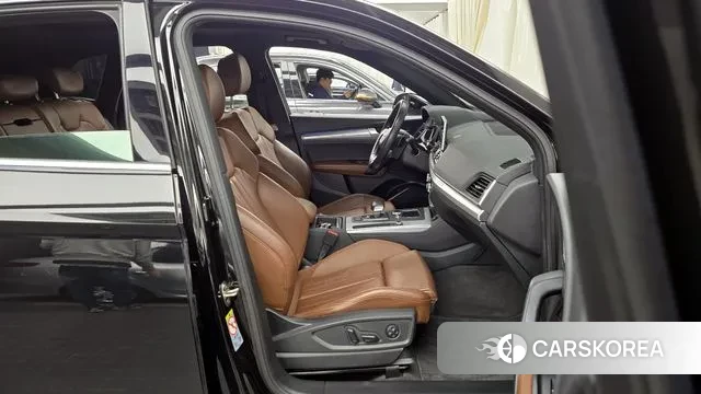 Audi Q5 (FY) 2020 Черный из Кореи, фото 2