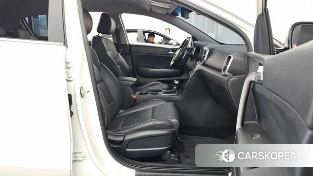 Kia Sportage The Bold 2018 Белый из Кореи, фото 2