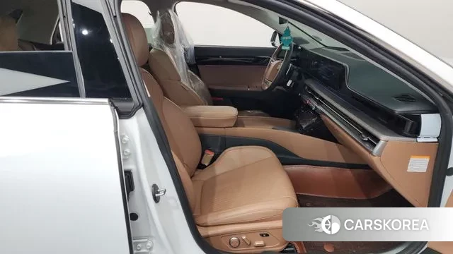 Hyundai Grandeur Hybrid (GN7) 2023 Белый из Кореи, фото 2