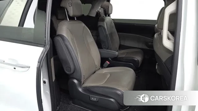 Kia The New Carnival 4th Generation 2024 Белый из Кореи, фото 2