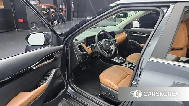 Kia The New Seltos 2023 Серый из Кореи, фото 2