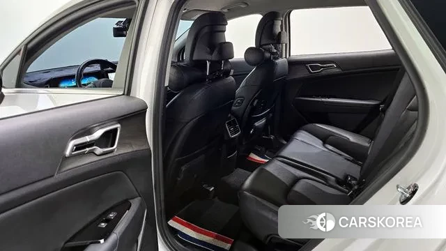 Kia Sportage 5th Generation 2022 Белый из Кореи, фото 2