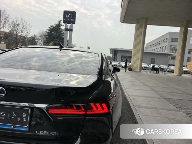 Lexus LS 2022 Черный из Китая, фото 2