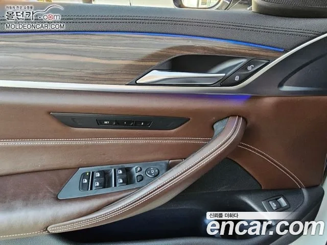 BMW 5 Series (G30) 2019 Белый из Кореи, фото 2