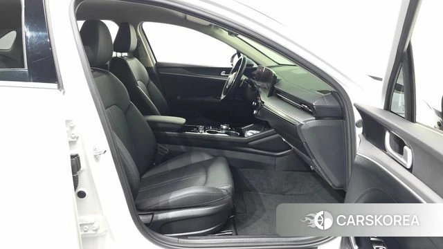 Kia The New K5 3rd generation 2024 Белый из Кореи, фото 2