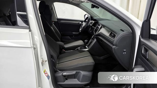 Volkswagen T-Roc 2021 Белый из Кореи, фото 2