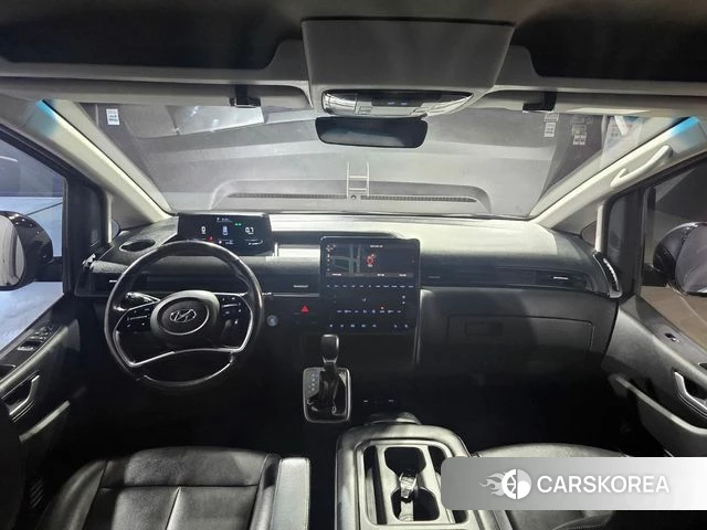 Hyundai Staria 2023 Серый из Кореи, фото 2