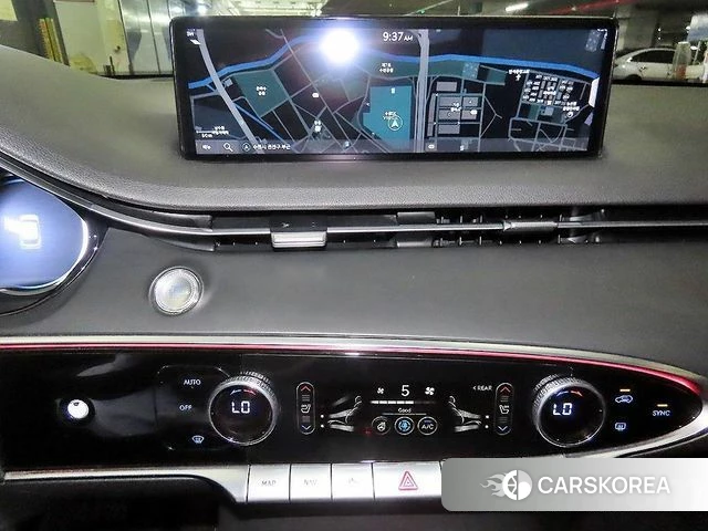Genesis GV70 2022 Белый из Кореи, фото 2