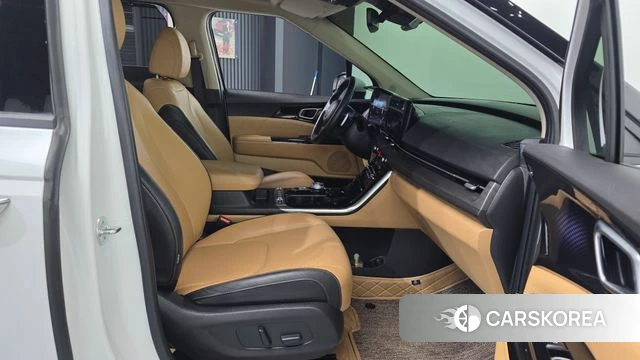 Kia Carnival 4th generation 2023 Белый из Кореи, фото 2