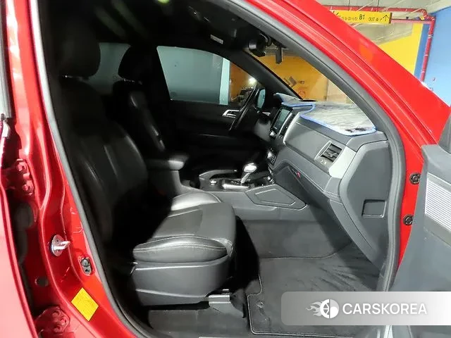 Ssangyong Rexton Sports Cannes 2019 Красный из Кореи, фото 2