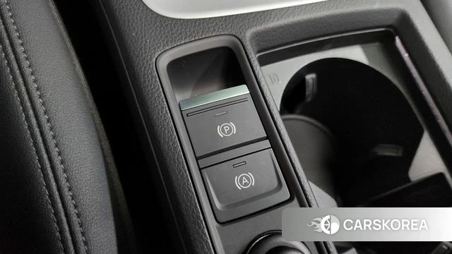Audi Q3 (F3) 2022 Белый из Кореи, фото 2