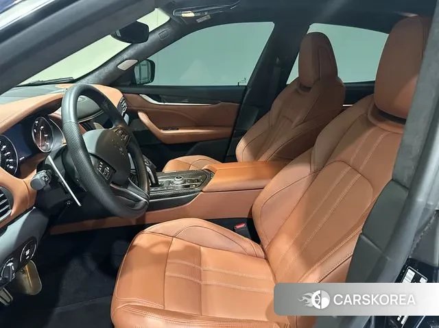 Maserati Levante 2023 Синий из Кореи, фото 2