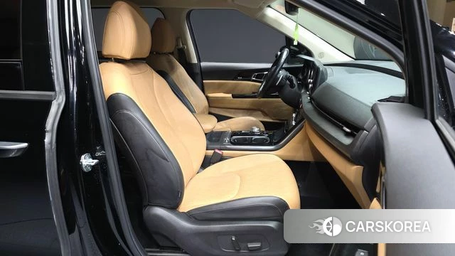 Kia Carnival 4th generation 2021 Черный из Кореи, фото 2