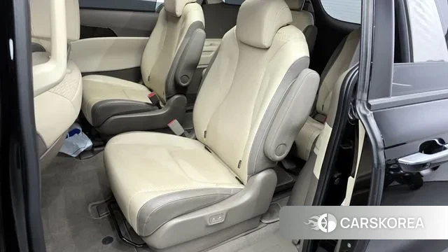 Kia Carnival 4th generation 2023 Черный из Кореи, фото 2