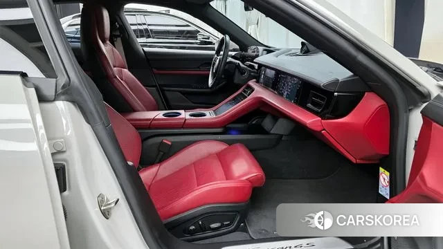 Porsche Taycan 2022 Серебряный из Кореи, фото 2