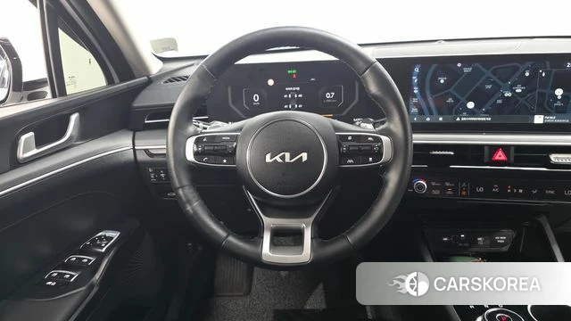 Kia The New K5 3rd generation 2024 Белый из Кореи, фото 2
