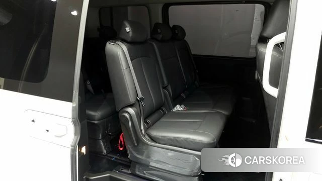 Hyundai Staria 2024 Белый из Кореи, фото 2