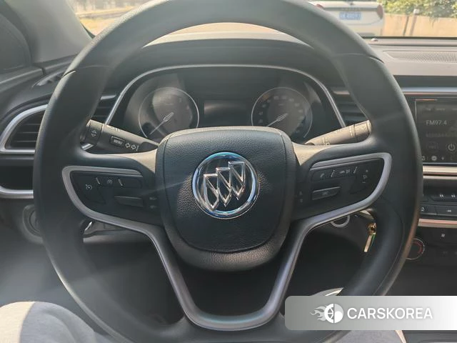 Buick Yinglang 2021 Белый из Китая, фото 2