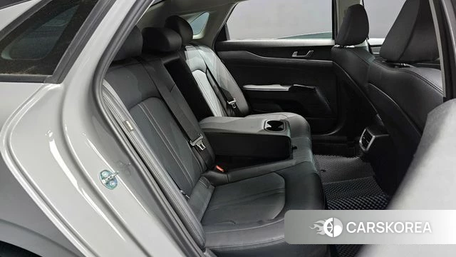Kia The New K5 3rd generation 2024 Серебристо-серый из Кореи, фото 2