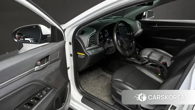 Hyundai Avante AD 2018 Белый из Кореи, фото 2